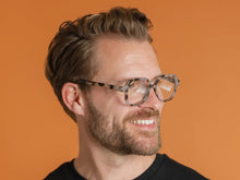 Load image into Gallery viewer, Goodlookers Adrienne - Matt Tortoiseshell / Matt White Tortoiseshell
