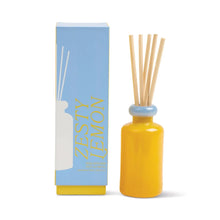 Load image into Gallery viewer, Paddywax Glass Diffuser Yellow - Zesty Lemon

