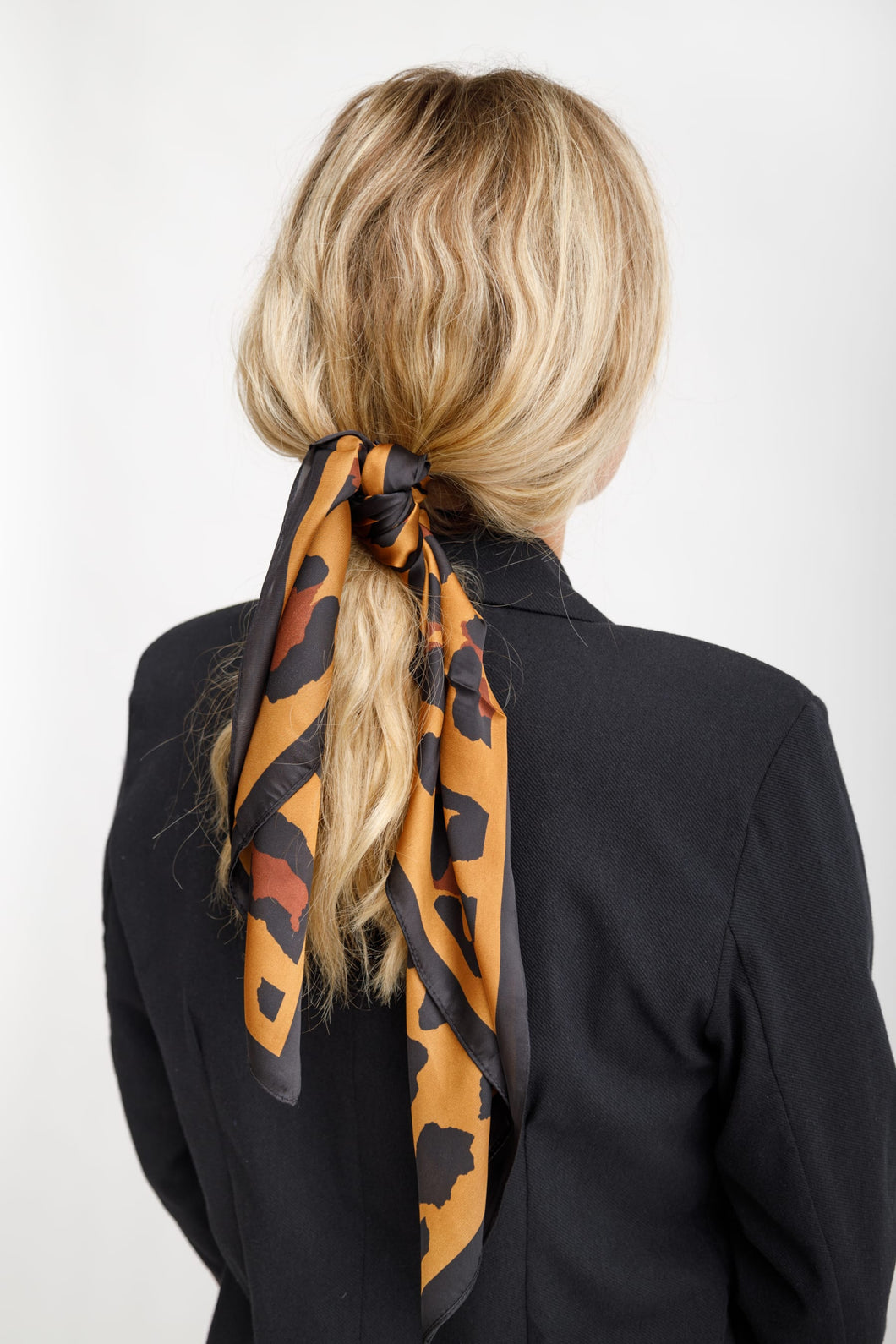 Black Colour DK Leopard Neckerchief