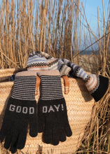 Load image into Gallery viewer, Quinton &amp; Chadwick Good Day Gloves - Fossil Mix
