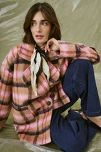 Load image into Gallery viewer, Culture Shila Coat
