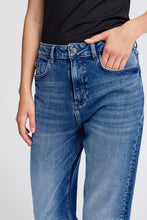 Load image into Gallery viewer, B Young Loetta Jeans - Mid Blue
