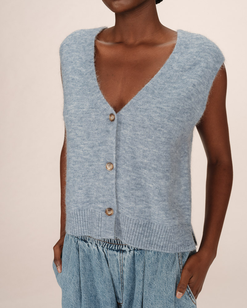 Grace & Mila Knitted Waistcoat - Light Blue