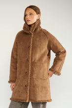 Load image into Gallery viewer, NÜMPH Minda Reversible Jacket
