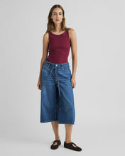 Load image into Gallery viewer, Moss Copenhagen Kine Culotte Jeans

