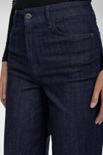Load image into Gallery viewer, NÜMPH Paris Cropped Jeans - Dark Denim

