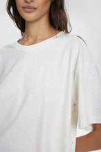 Load image into Gallery viewer, NÜMPH Huby T-Shirt
