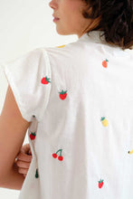 Load image into Gallery viewer, Compañía Fantástica Fruity Shirt

