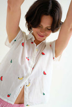Load image into Gallery viewer, Compañía Fantástica Fruity Shirt
