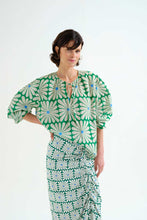 Load image into Gallery viewer, Compañía Fantástica Olive Flower Green Top
