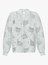 Load image into Gallery viewer, Sofie Schnoor Lace Flower Blouse - White
