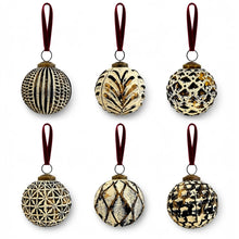 Load image into Gallery viewer, 6 Mouth-Blown Handpainted Glass Baubles
