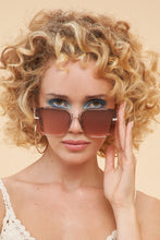 Load image into Gallery viewer, Powder Sutton Luxe Sunglasses Rose
