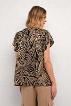 Load image into Gallery viewer, Culture Vilma Blouse
