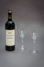 Load image into Gallery viewer, Catherine Engraved Red Wine Glass
