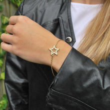 Load image into Gallery viewer, Crystal Star Bracelet Gold
