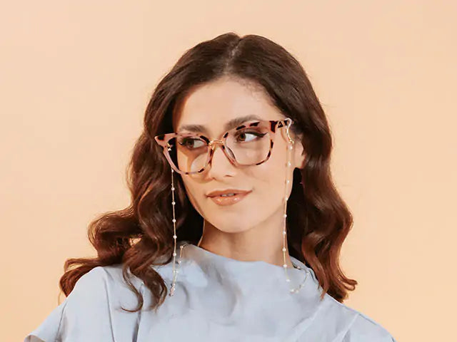 Goodlookers Glasses Chain - Dainty Pearl