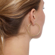 Load image into Gallery viewer, The Hoop Station La Chica Gold 39mm
