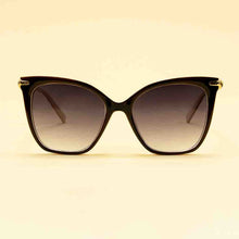 Load image into Gallery viewer, Powder Rochelle Limited Edition Sunglasses - Cappuccino
