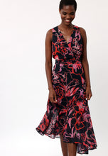 Load image into Gallery viewer, Religion Amber Maxi Dress Rise Poppy Red

