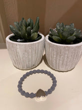 Load image into Gallery viewer, Dark Grey Bracelet with silver heart 
