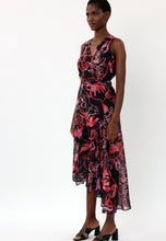 Load image into Gallery viewer, Religion Amber Maxi Dress Rise Poppy Red
