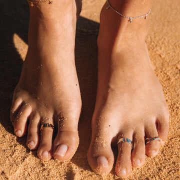 Cluster Of Hearts Toe Ring / Finger Ring – Urbanitii
