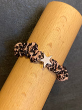 Load image into Gallery viewer, Lupe Scrunchie / Bracelet Star
