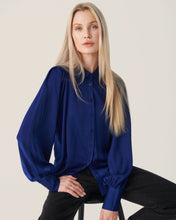 Load image into Gallery viewer, Moss Copenhagen Maluca Shirt
